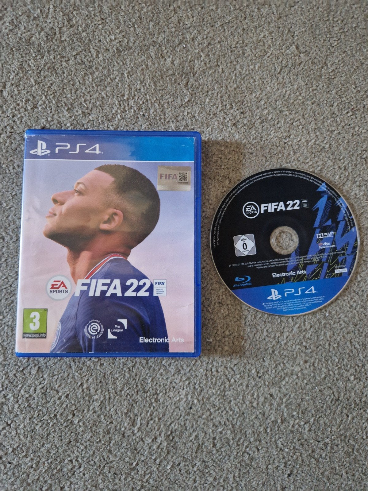 FIFA 22 voor PlayStation 4 (PS4), Spelcomputers en Games, Ophalen, Gebruikt, Eén computer, Sport