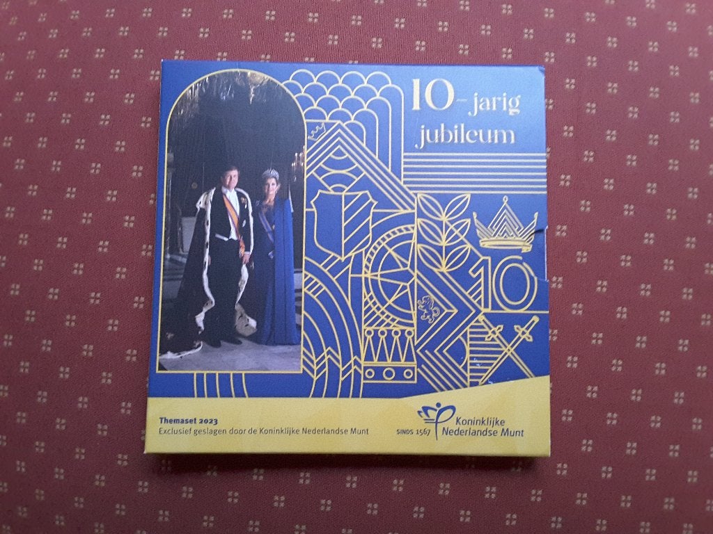 a Themaset 2023, 10-jarig koningsjubileum Willem-Alexander., Verzenden, Koning Willem III, Euro's, Setje