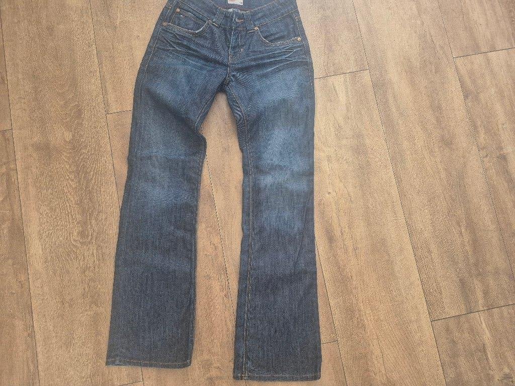 Te koop spijkerbroek Tommy Hilfiger Denim maat w 27 L32, Kleding | Heren, Blauw, Tommy Hilfiger, Ophalen of Verzenden, Zo goed als nieuw