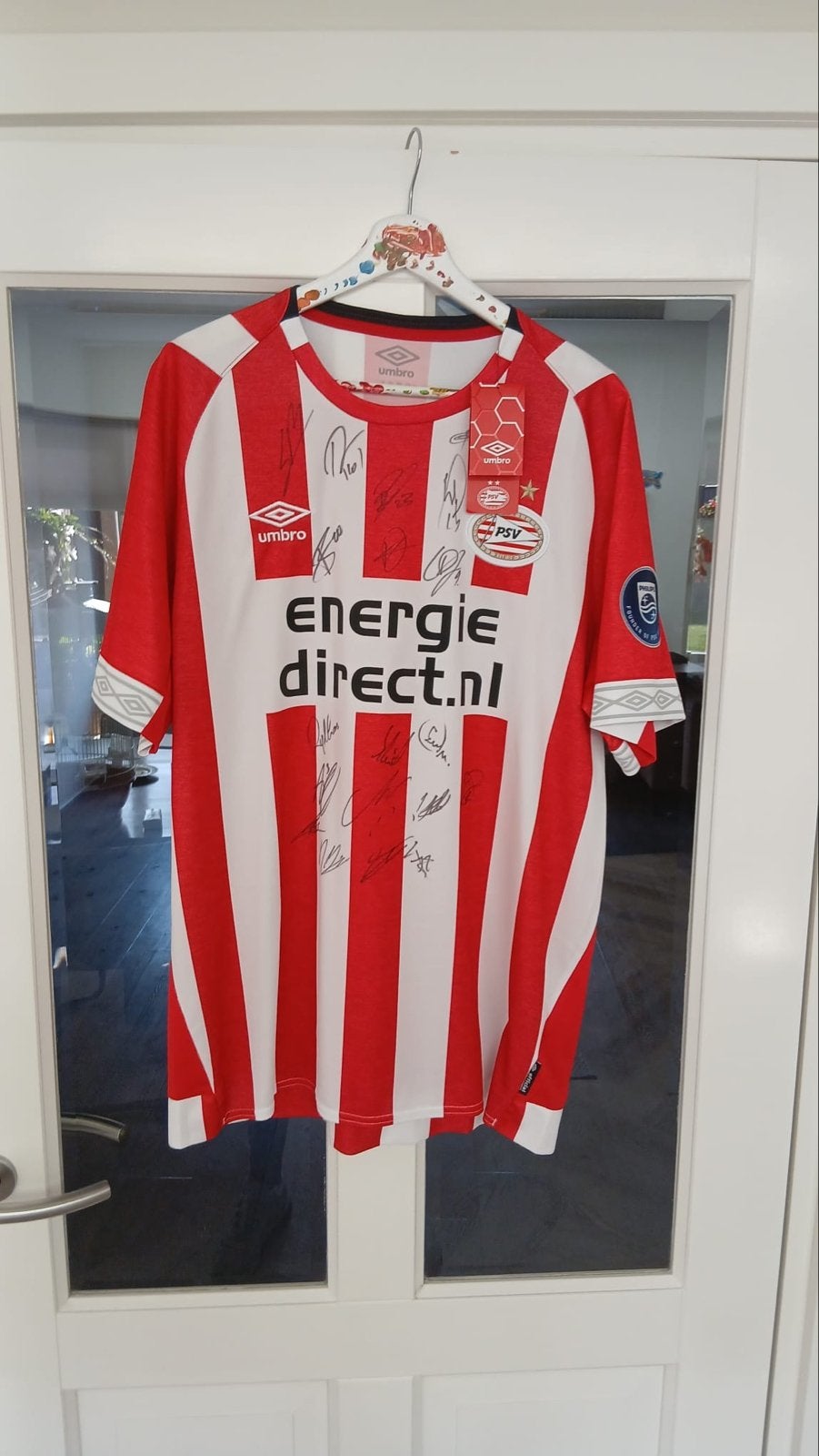 Gesigneerd PSV thuisshirt - Umbro - Energie Direct, Nieuw, Ophalen of Verzenden, Rood, Maat 46/48 (XL) of groter
