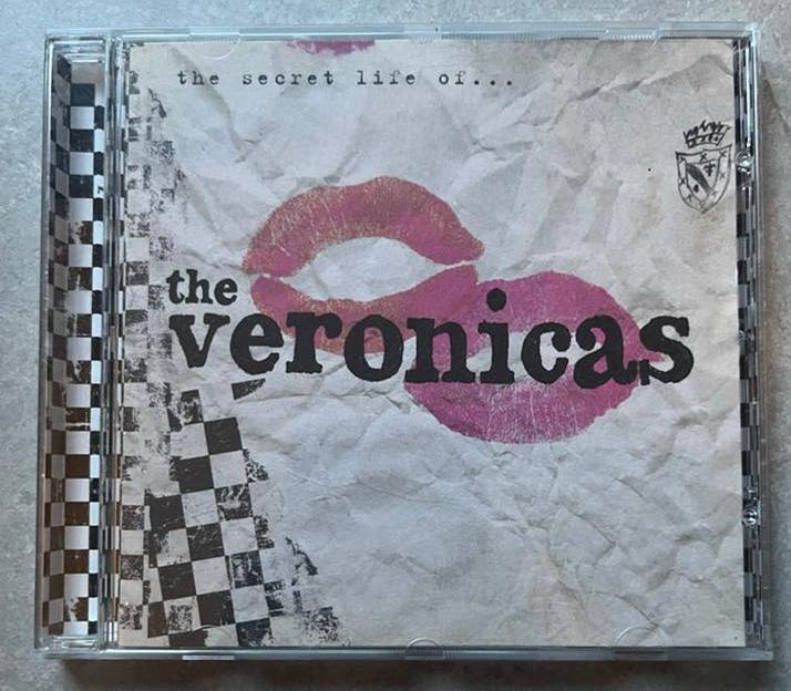 The Veronicas - The Secret Life Of... (cd poprock), Cd's en Dvd's, Ophalen of Verzenden, Zo goed als nieuw, Poprock