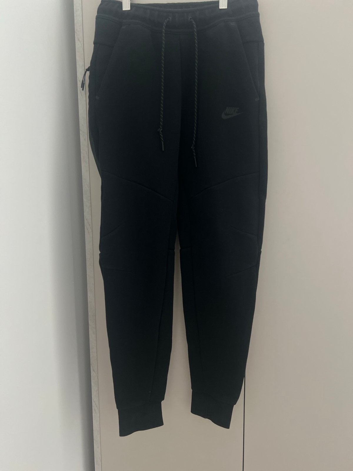 Nike Tech Fleece Joggingbroek Zwart Maat S, Ophalen of Verzenden, Zo goed als nieuw, Maat 46 (S) of kleiner, Zwart