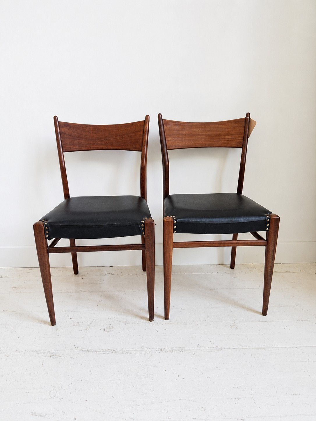 Vintage teakhouten eetkamerstoelen set, Huis en Inrichting, Stoelen, Twee, Bruin, Vintage, Leer