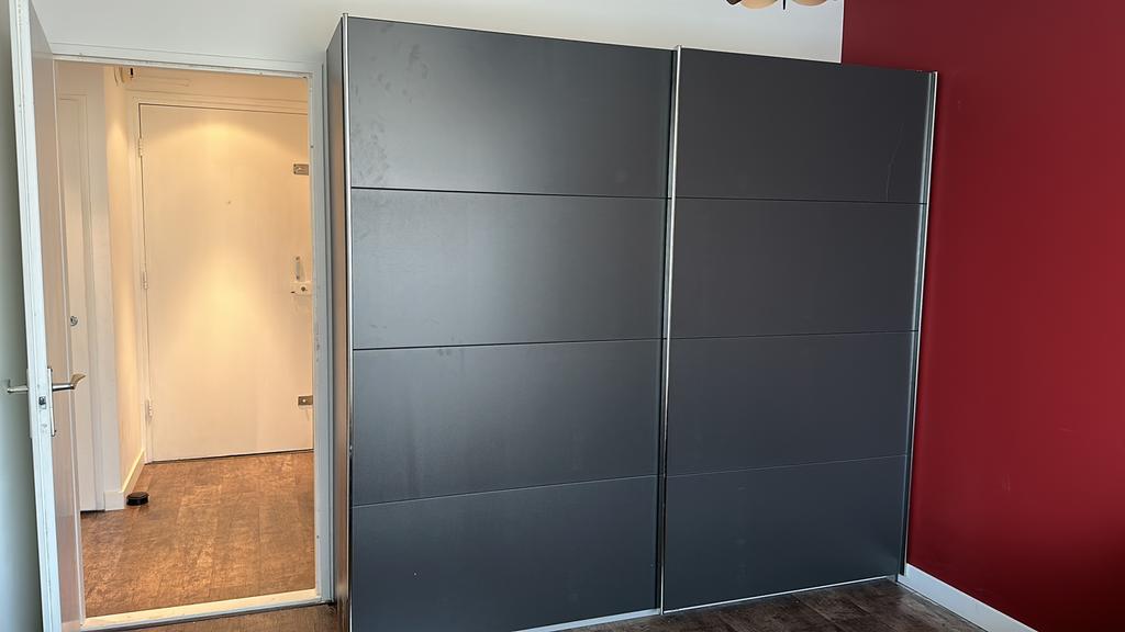 Kleding kast, Ophalen, Zo goed als nieuw, 50 tot 75 cm, 200 cm of meer