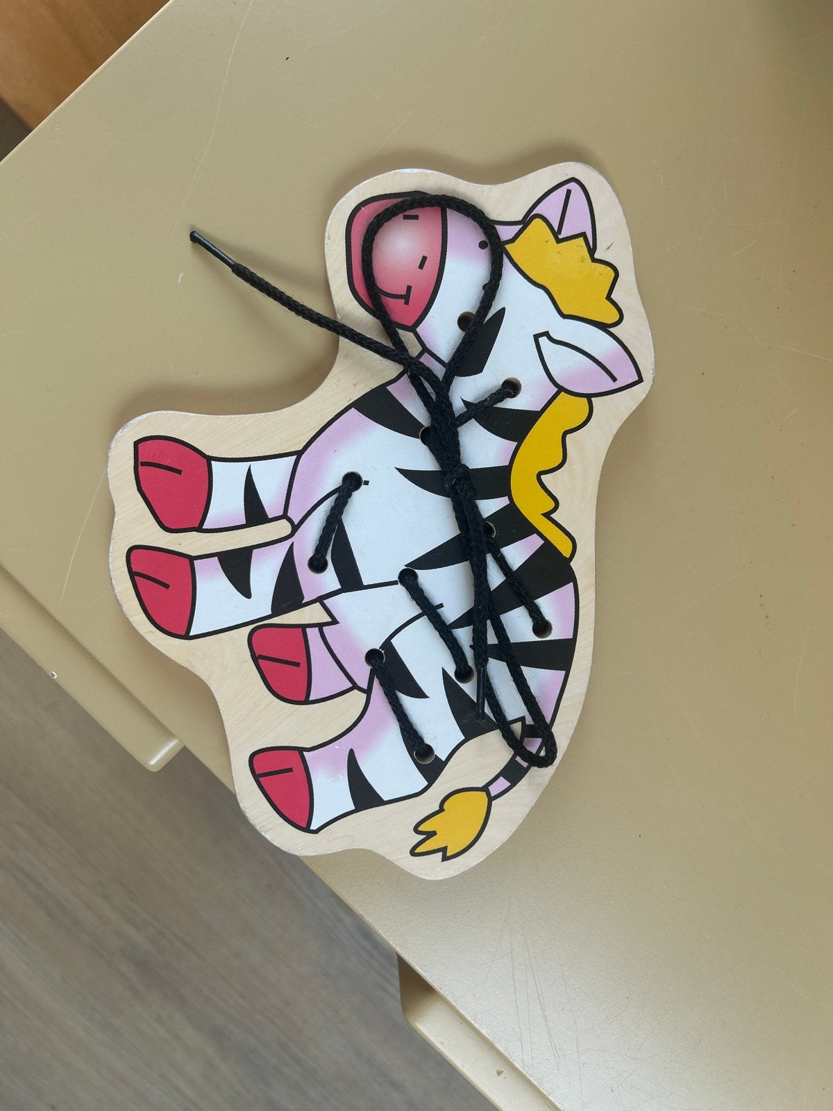 Houten Zebra - plankje leren verters strikken, Ophalen of Verzenden, Gebruikt, Knutselen