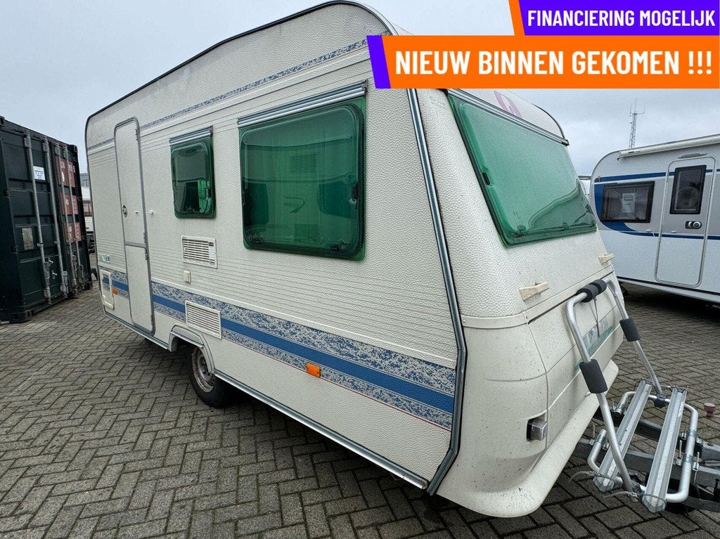Adria UNICA 390 DS DINETTE + TREINZIT + FIETSENDRAGER, Caravans en Kamperen, Serviceluik, Bedrijf, Tot en met 3, Adria