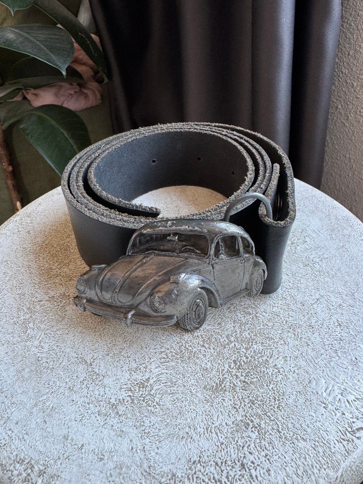 Vtg Volkswagen Belt Buckle Beetle Bug 3D Bergamot Brass 1980, Verzenden, Zo goed als nieuw, Zwart, Minder dan 95 cm