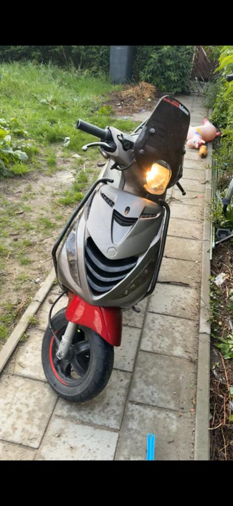 Zip 150 ook Teruil!!, Fietsen en Brommers, Scooters | Piaggio, Ophalen, Tweetakt, Maximaal 45 km/u, Zip