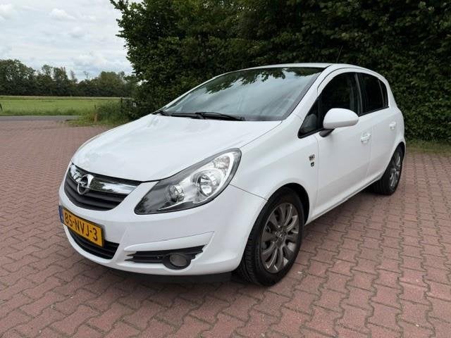 Opel Corsa 1.4 16v '111' Edition/Airco/Trekhaak/APK, Auto's, Opel, Euro 5, Gebruikt, 1398 cc, 4 cilinders