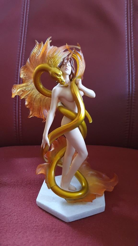 fantasy figure Golden Lover Yamato, Ophalen, Zo goed als nieuw