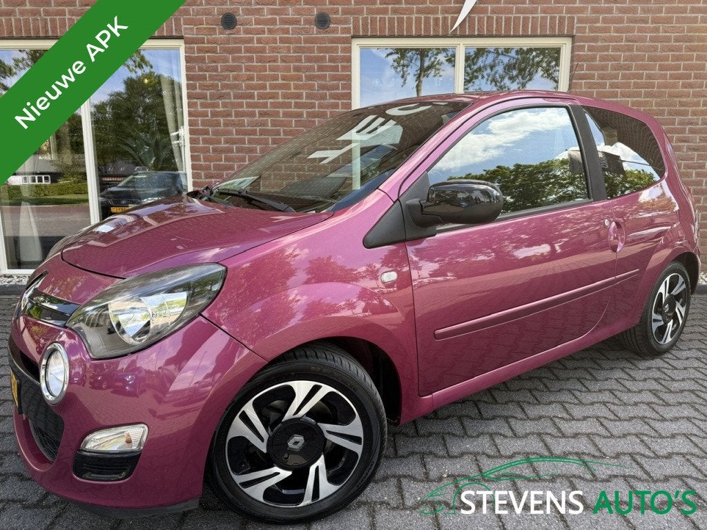 Renault Twingo 1.2 16V Dynamique NIEUWE APK / AIRCO / RIJDT, Auto's, Gebruikt, Zwart, 4 stoelen, Bedrijf