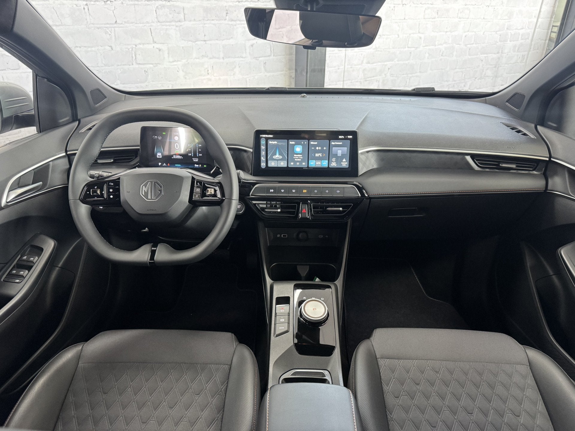 MG MG3 Hybrid+ 1.5 Luxury Keyless 360camera ACC (bj 2024), 4 cilinders, 1283 kg, Leder en Stof, 23 km/l