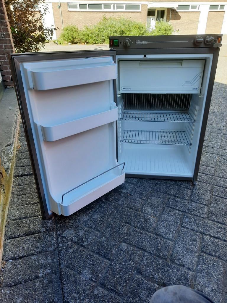 Electrolux RM-4401 camper caravan boot koelkast op gas 220v, Caravans en Kamperen, Camper-accessoires, Ophalen of Verzenden, Gebruikt