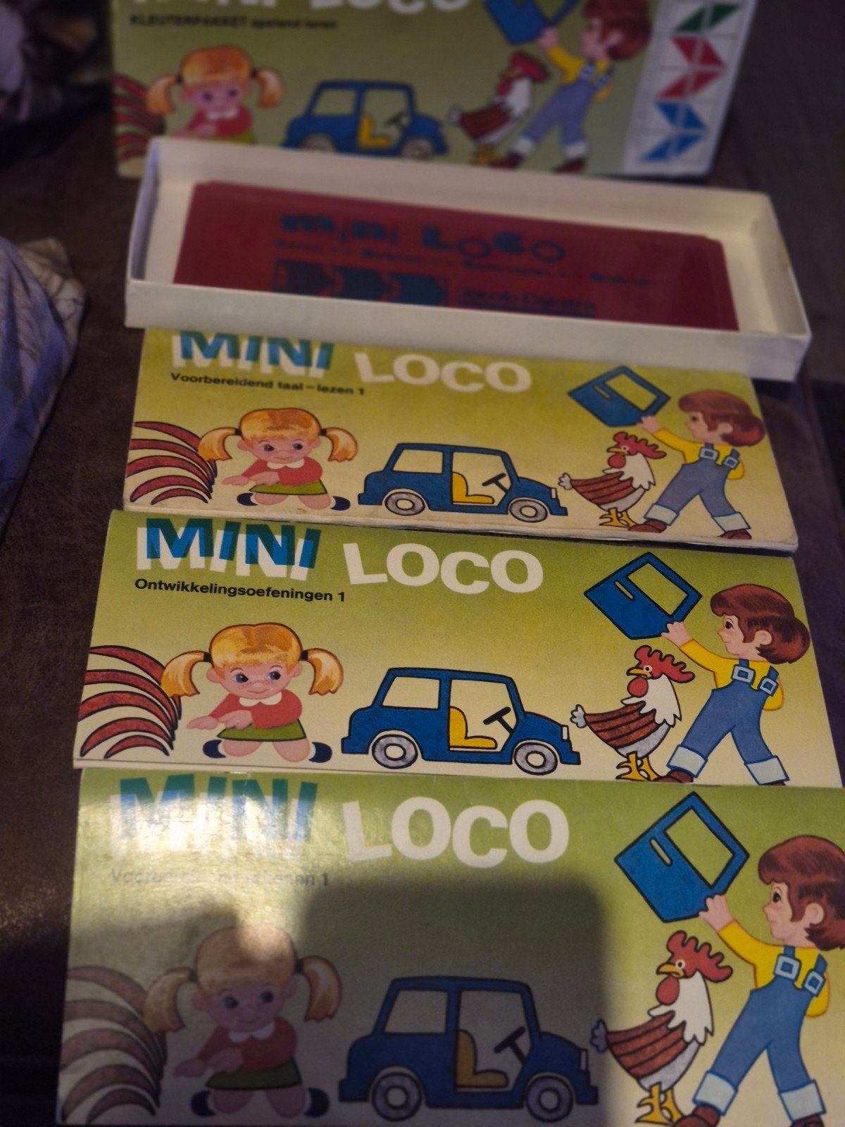 Mini loco +3boekjesVaste prijs€15euro, Verzenden