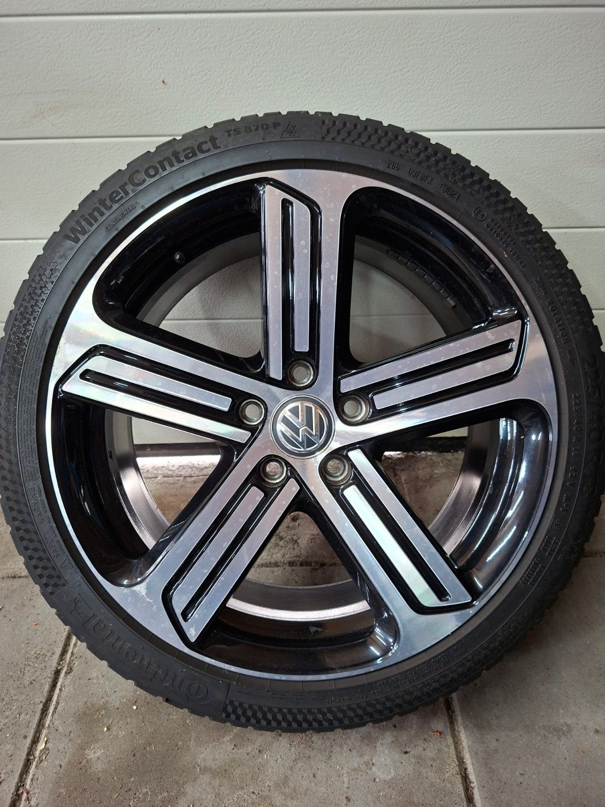 Originele set 18 inch golf R CADIZ velgen met winterbanden., Auto-onderdelen, Banden en Velgen, Ophalen, 18 inch, Banden en Velgen