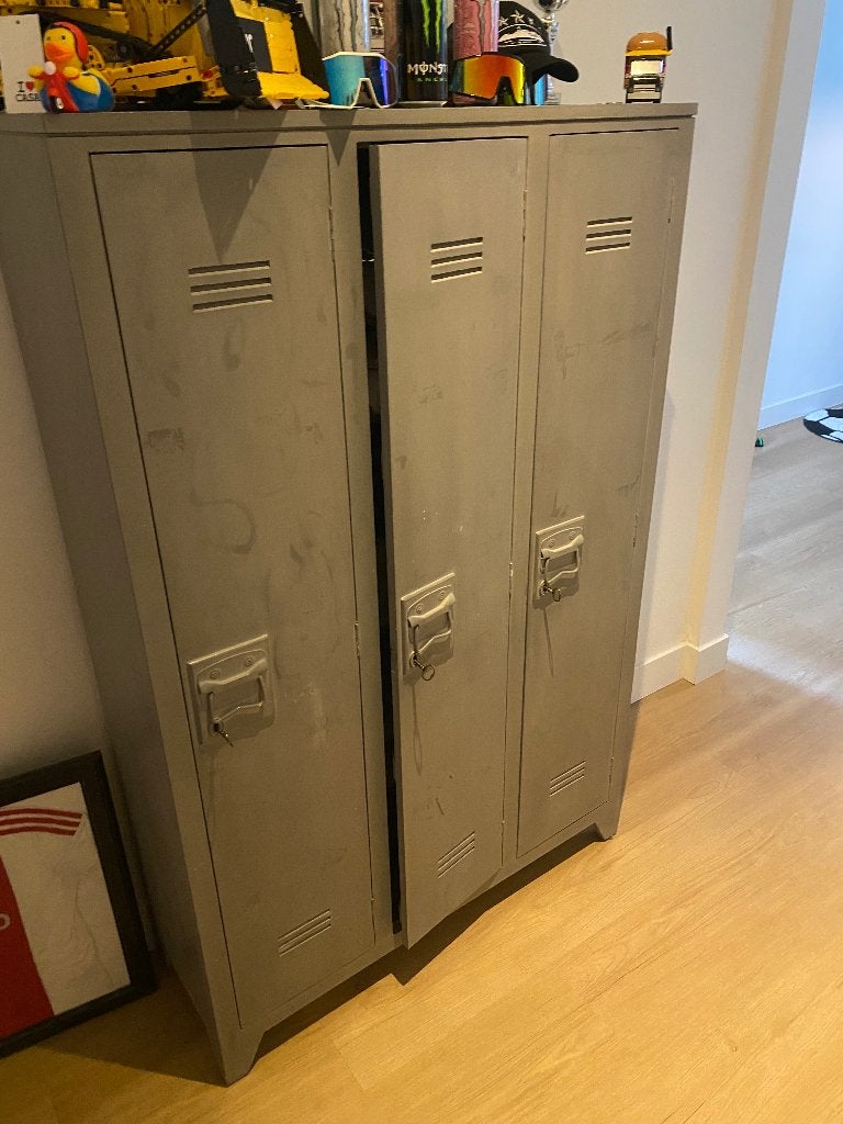 HK living kledingkast, Ophalen, 50 tot 100 cm, 150 tot 200 cm, 25 tot 50 cm