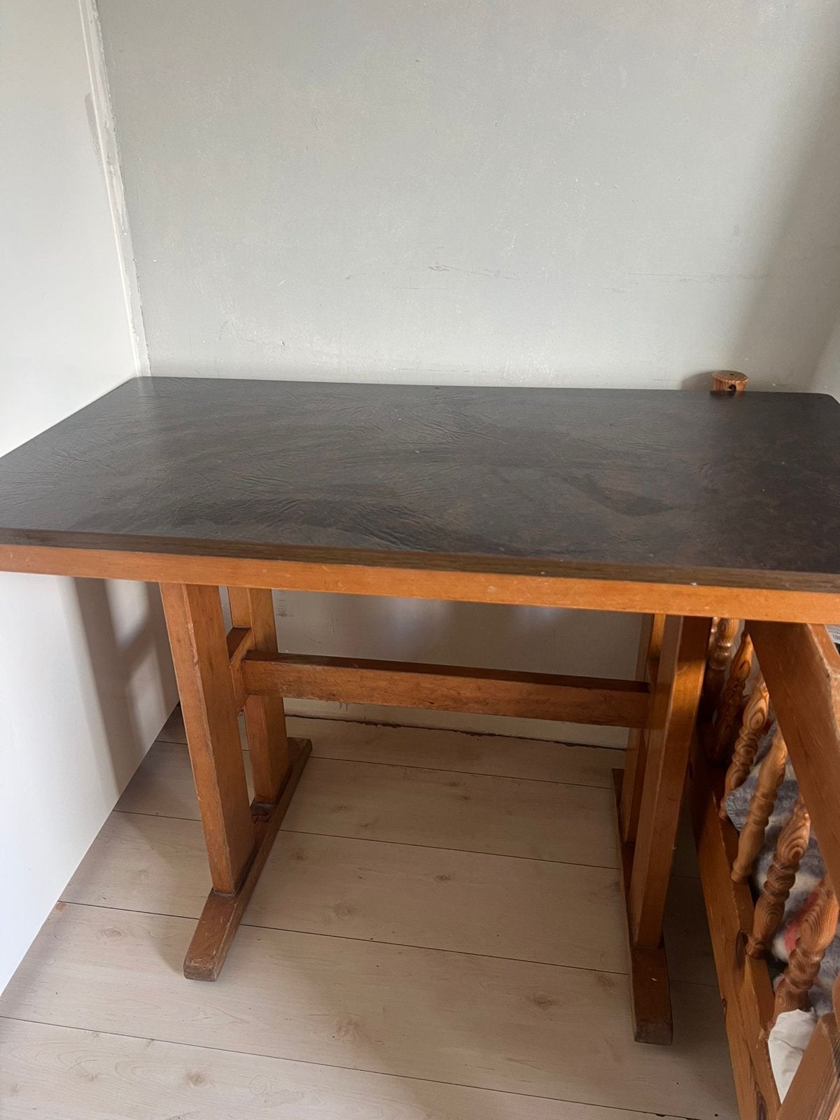 Houten Tafel Bureau - Compact en Functioneel, Overige typen, Gebruikt, Hout, Bruin