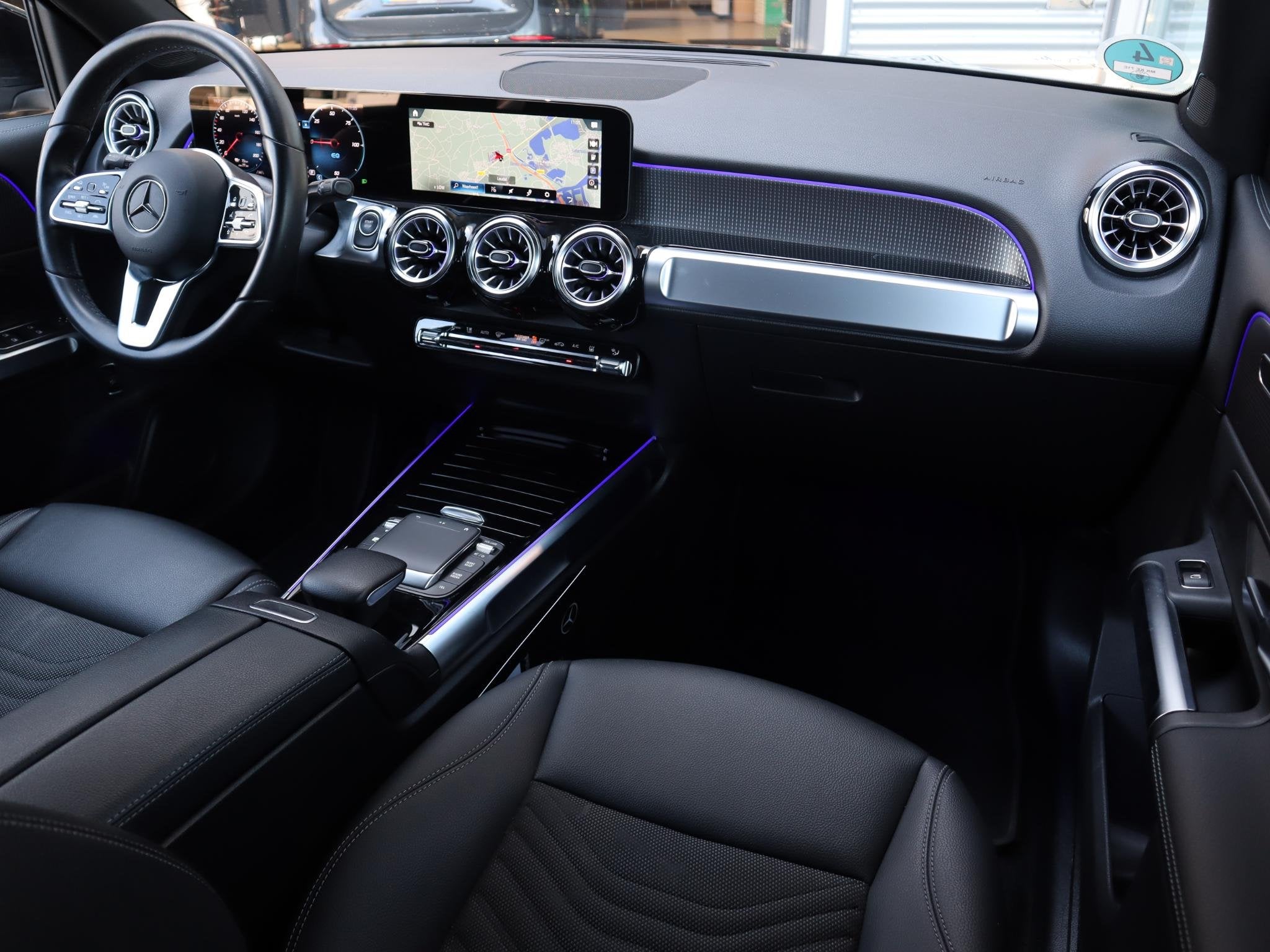 Mercedes-Benz EQB 250 Business Line 67 kWh l Panoramadak l S, Dealer onderhouden, Stof, Gebruikt, 190 pk