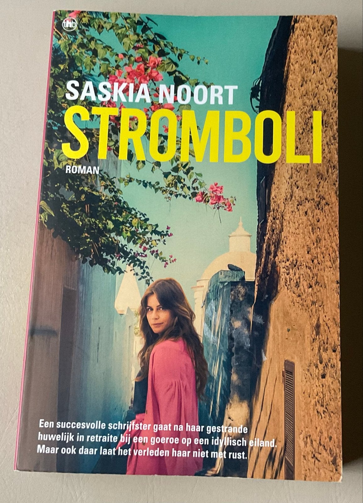 Stromboli - Saskia Noort (Roman), Ophalen of Verzenden, Zo goed als nieuw