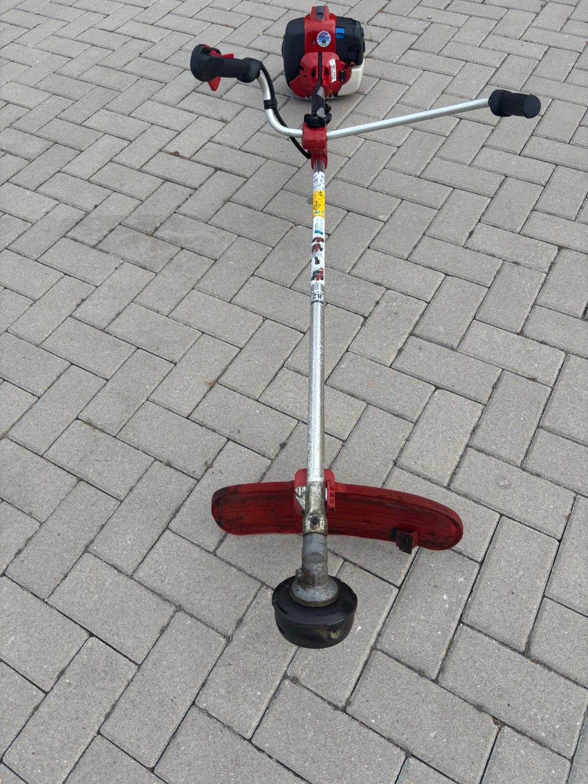 Te koop bosmaaier merk jonsered als nieuw, Tuin en Terras, Ophalen, Zo goed als nieuw, Benzine