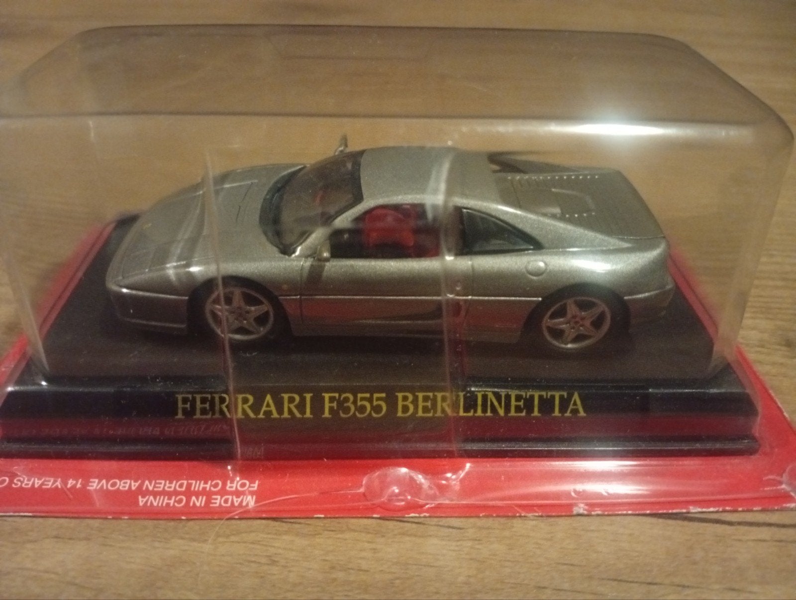 Ferrari F355 Berlinetta 1:43, Ophalen of Verzenden, Zo goed als nieuw, Auto, Overige merken
