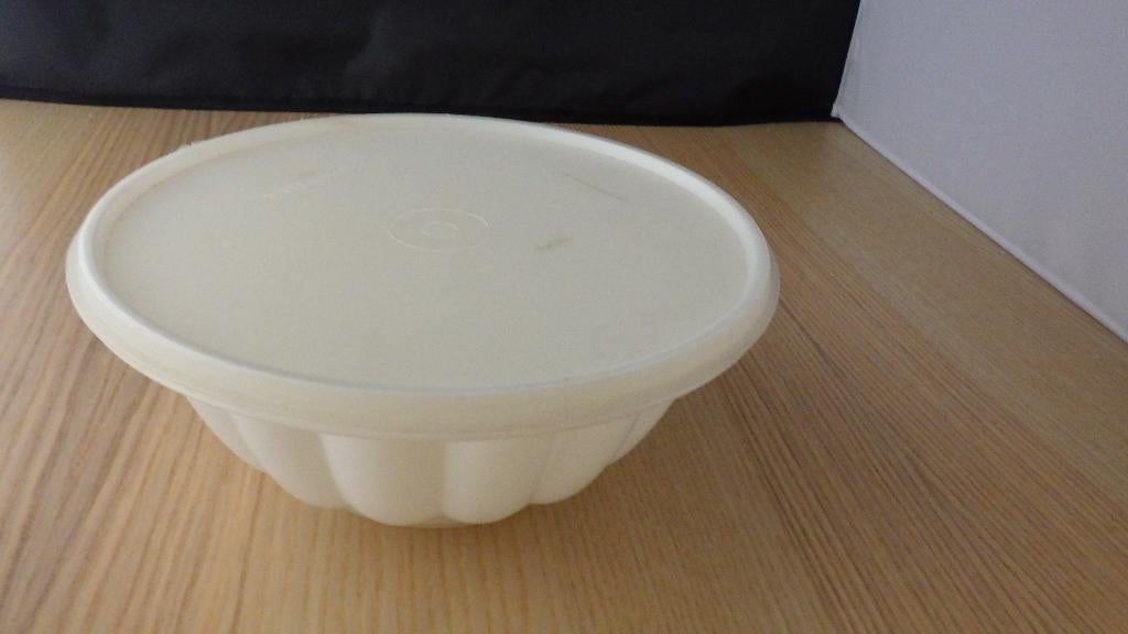 retro Tupperware puddingvorm, Ophalen of Verzenden, Gebruikt, Overige typen