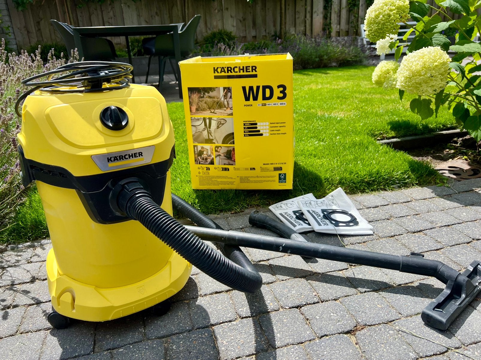 Kärcher WD3 nat- en droogzuiger – In goede staat, Doe-het-zelf en Verbouw, Reinigingsmachines, Ophalen, Gebruikt