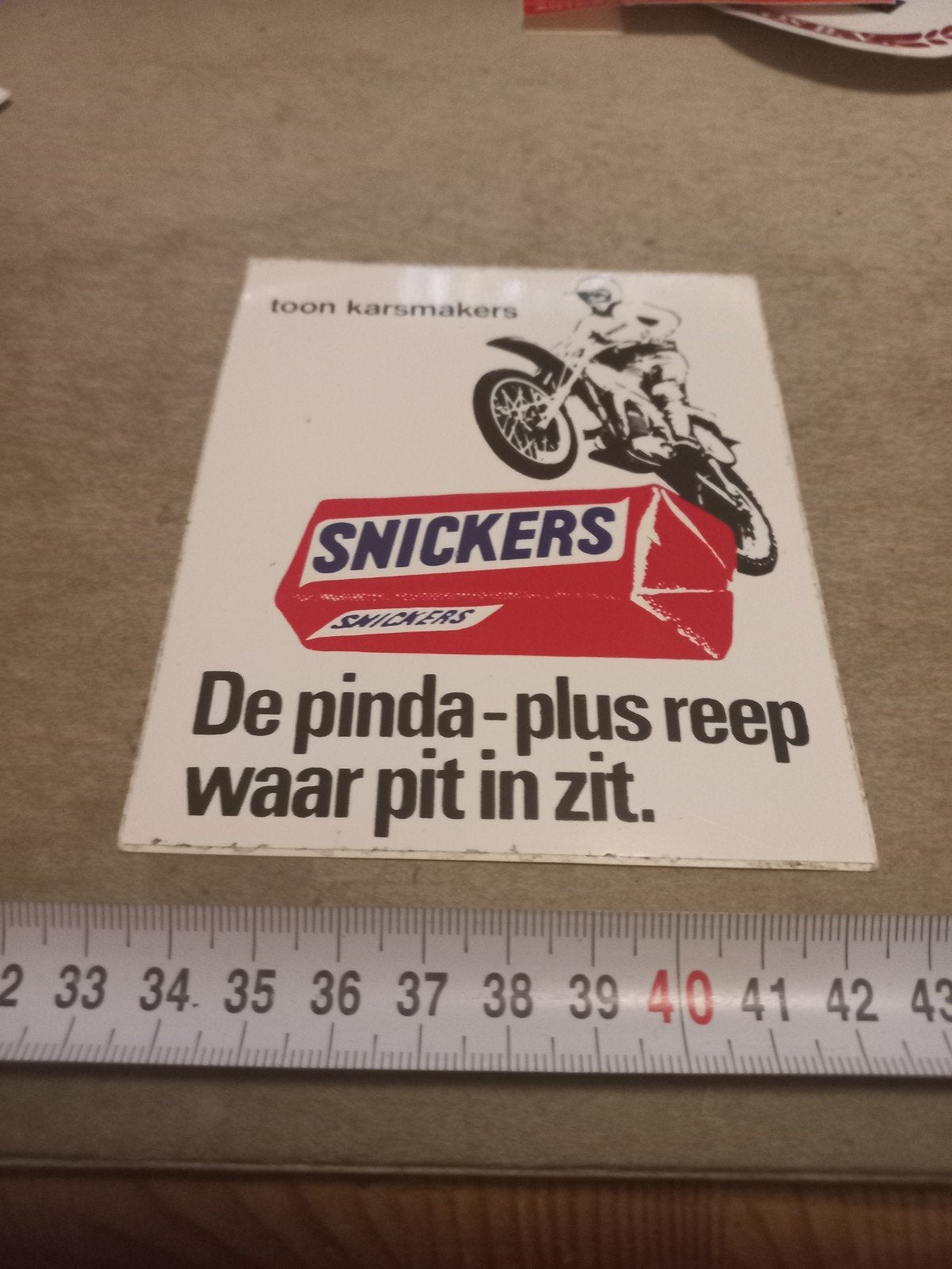 Vintage Snickers Reclamesticker"De pinda-plus reep", Ophalen of Verzenden, Gebruikt