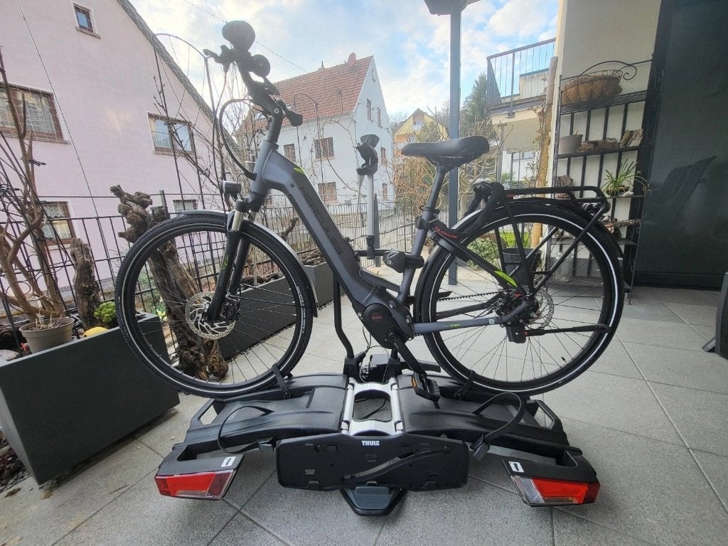 Thule fietsendrager EasyFold XT 2, voor 2 e-bikes, Ophalen of Verzenden, Zo goed als nieuw, Trekhaakdrager
