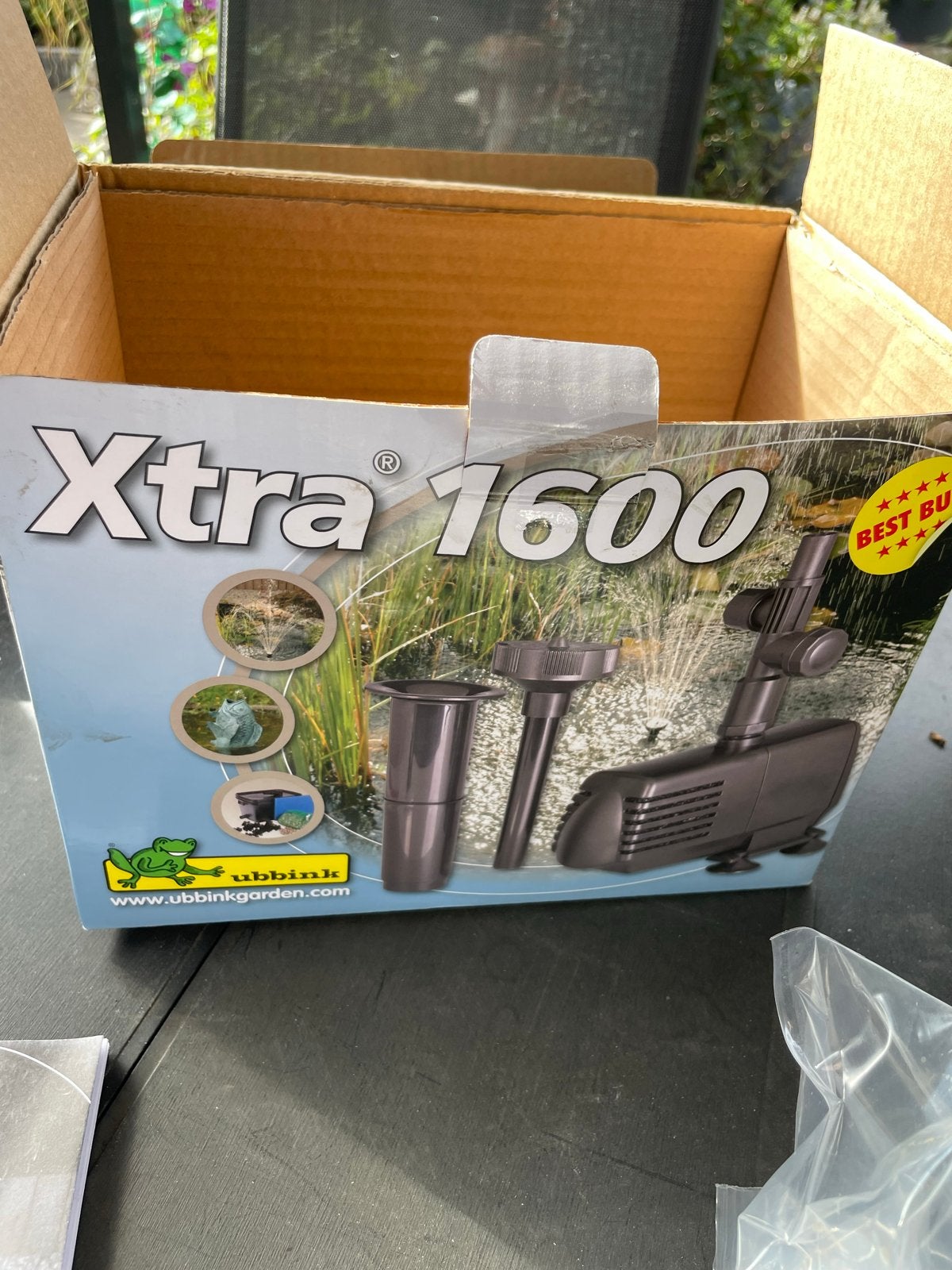 Ubbink Xtra 1600 Vijverpomp met Fontein en Waterval, Ophalen of Verzenden, Zo goed als nieuw, Kunststof, Fontein