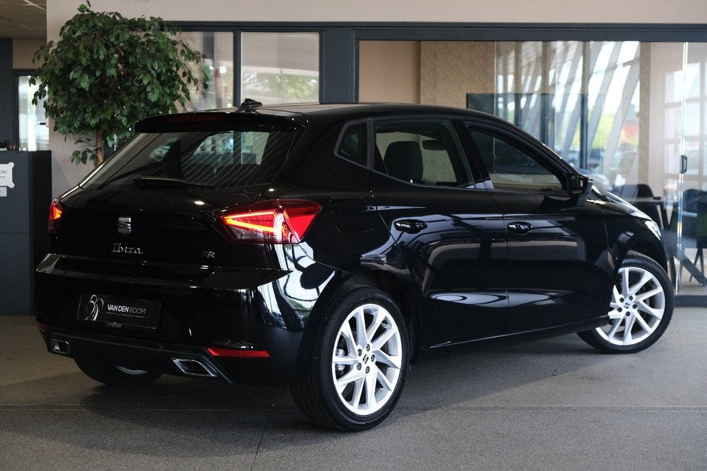 Seat Ibiza 1.5 EcoTSI FR 150PK DSG Facelift Led Navi Virtual, Auto's, Seat, 1131 kg, Stof, Zwart, 4 cilinders