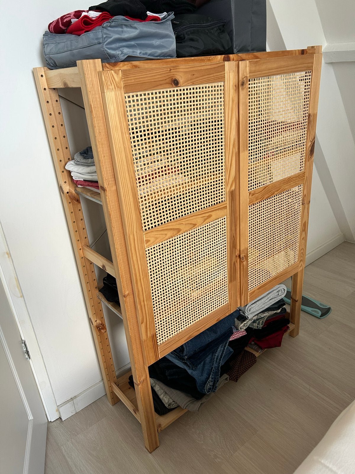 IKEA IVAR Kast met deuren, grenen, 89x30x124cm, Ophalen of Verzenden, Zo goed als nieuw
