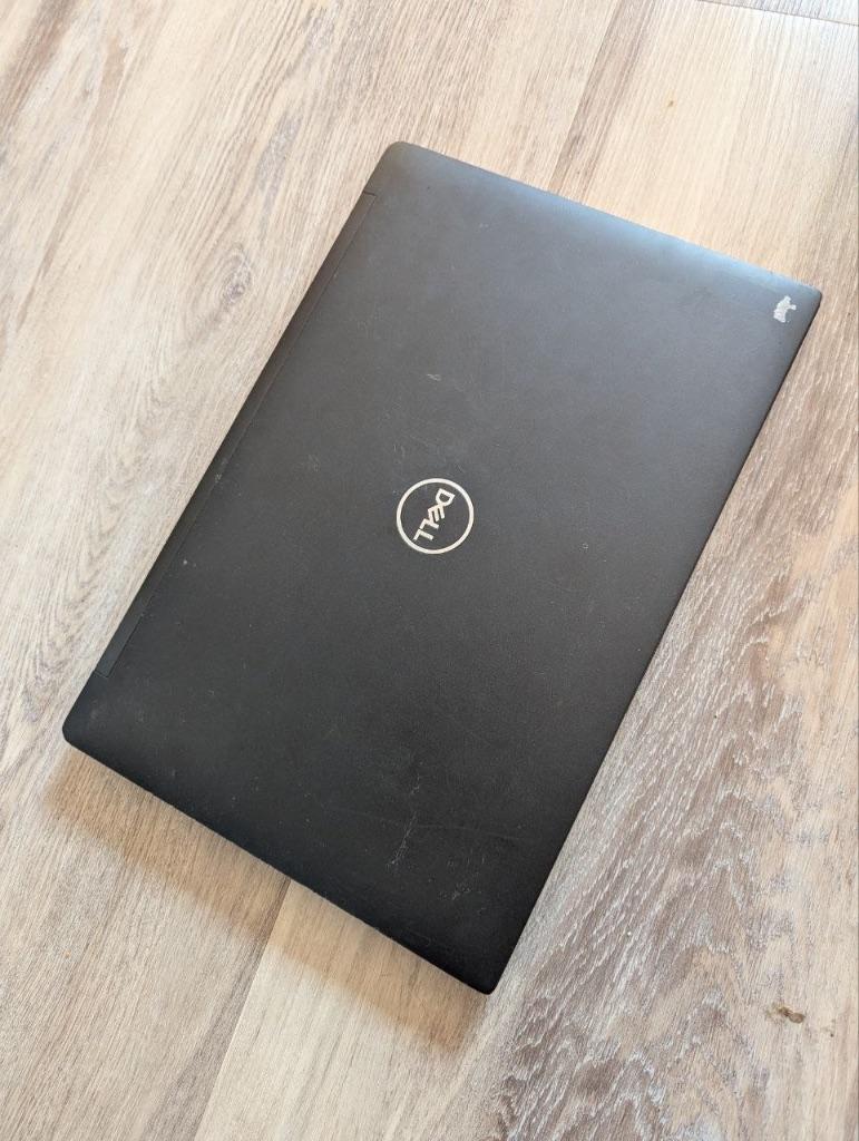 Voor knutselaars: Dell Latitude 7490 (defect), Computers en Software, Windows Laptops, Niet werkend, 14 inch, Onbekend, 8 GB, Qwerty