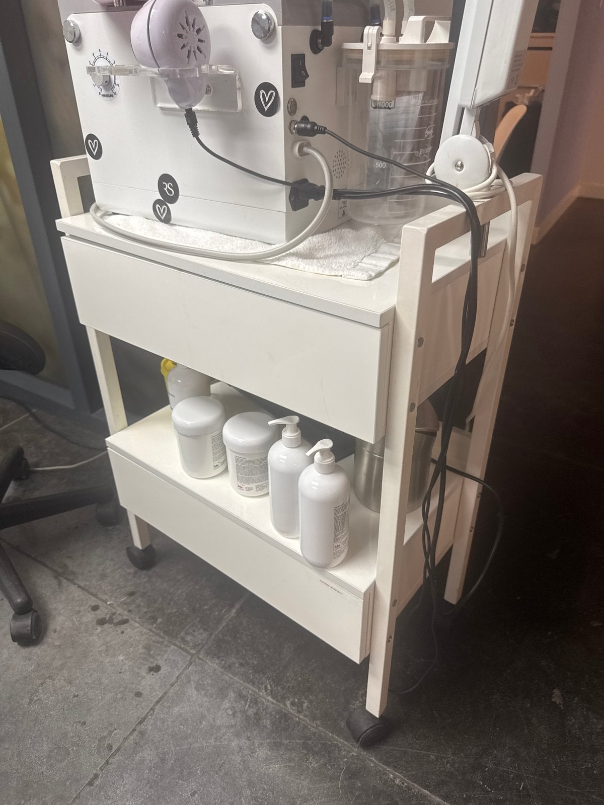 Witte trolley met 3 planken en wielen, Ophalen, Gebruikt