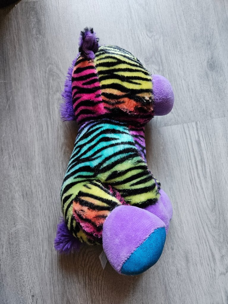 Nieuwe regenboogzebra knuffel, Paard, Overige karakters, Nieuw, Ophalen of Verzenden