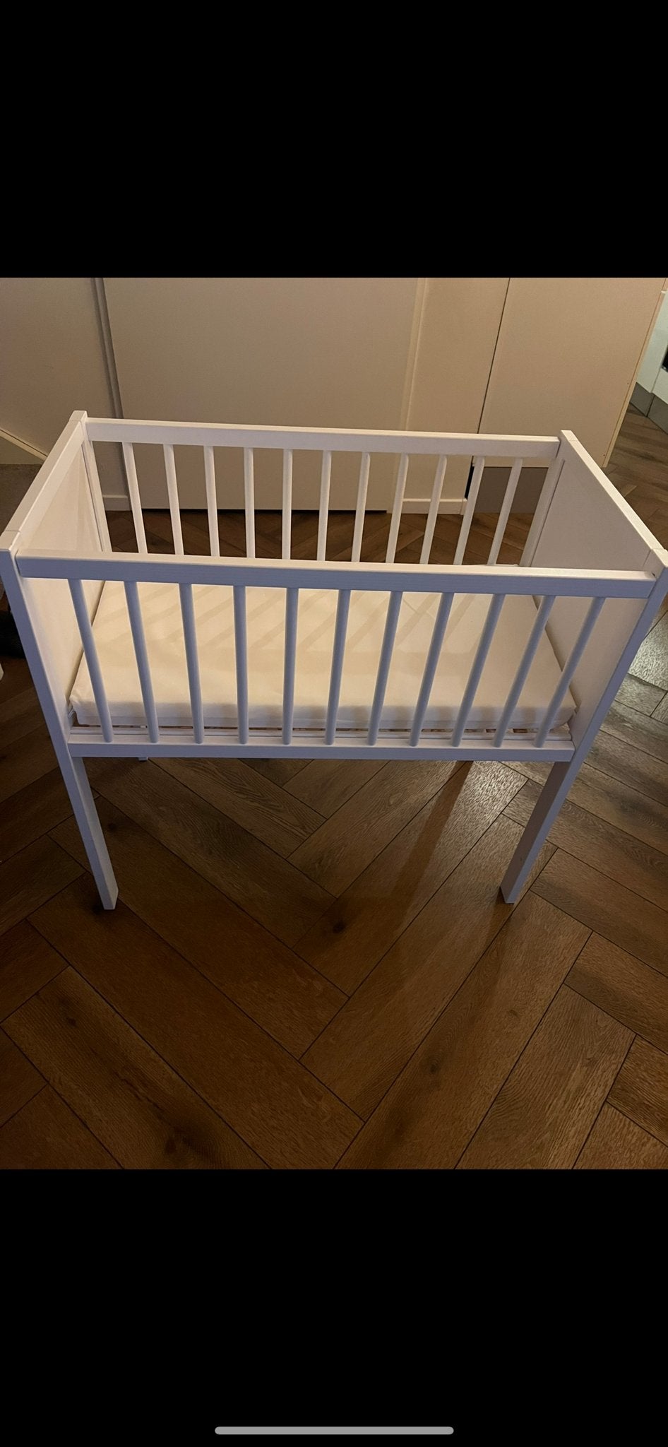 Newborn wieg wit zgan incl. matras, Ophalen, Zo goed als nieuw, Wieg