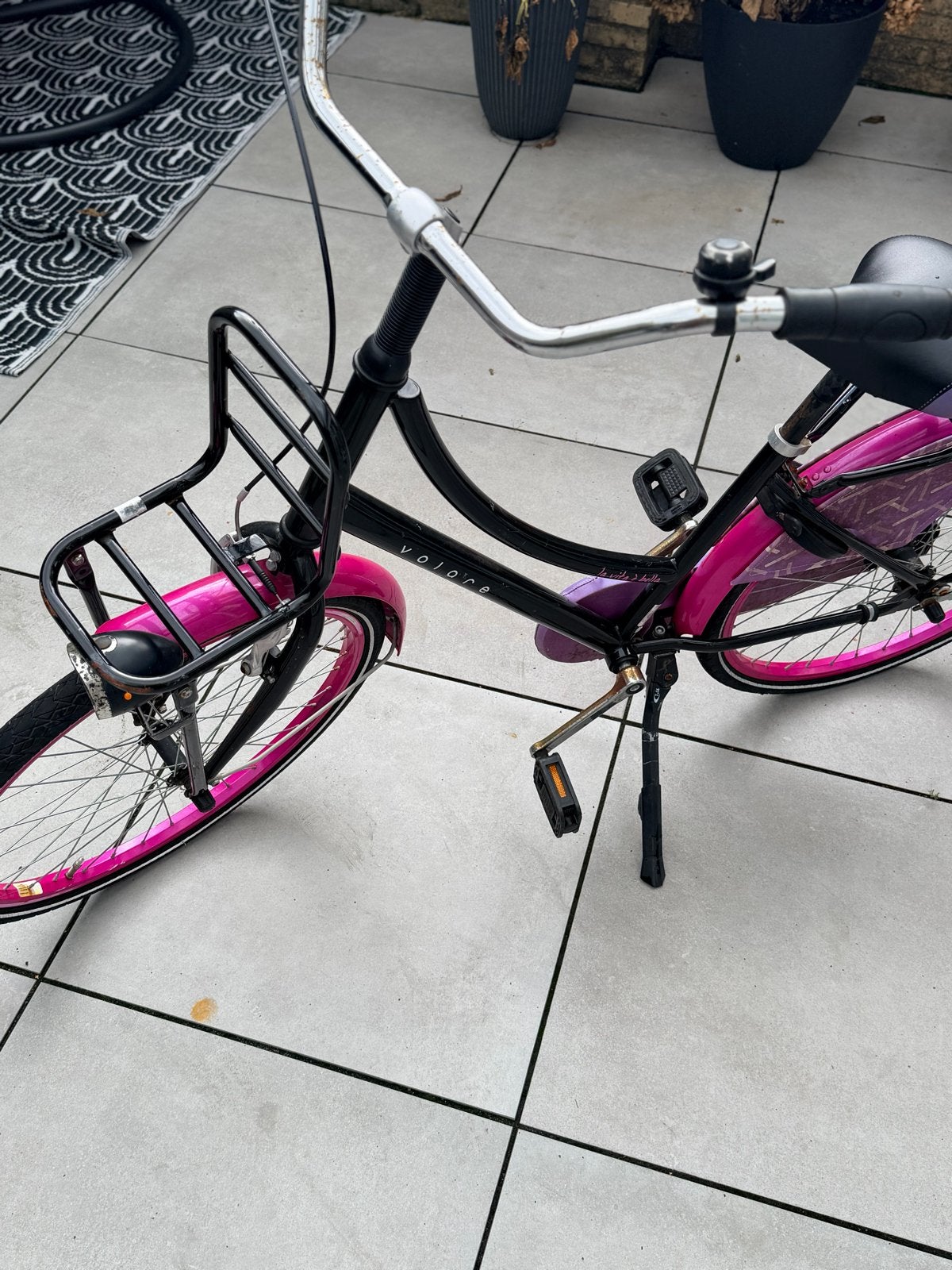 Meisjesfiets 24 inch - Volane - Zwart/Roze, Ophalen, Velgrem, Handrem, Gebruikt