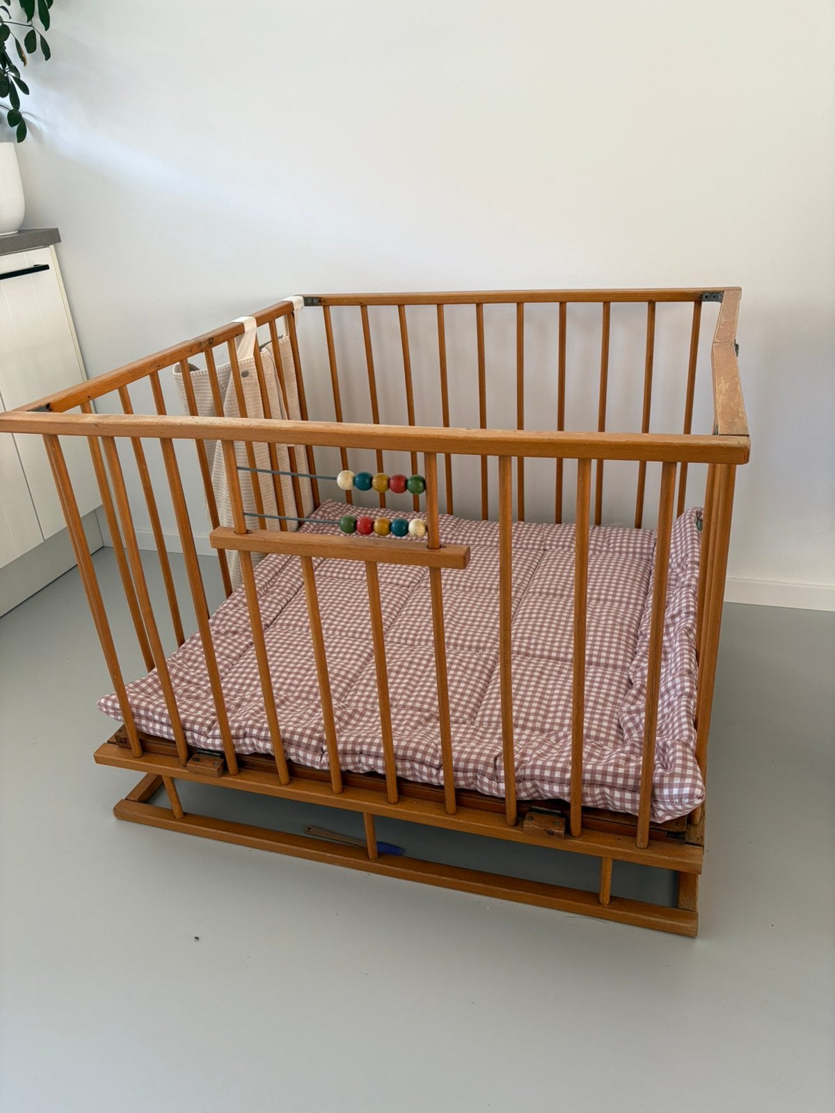 Mooie vintage box met telraam en boxkleed, Ophalen, Zo goed als nieuw, Boxkleed