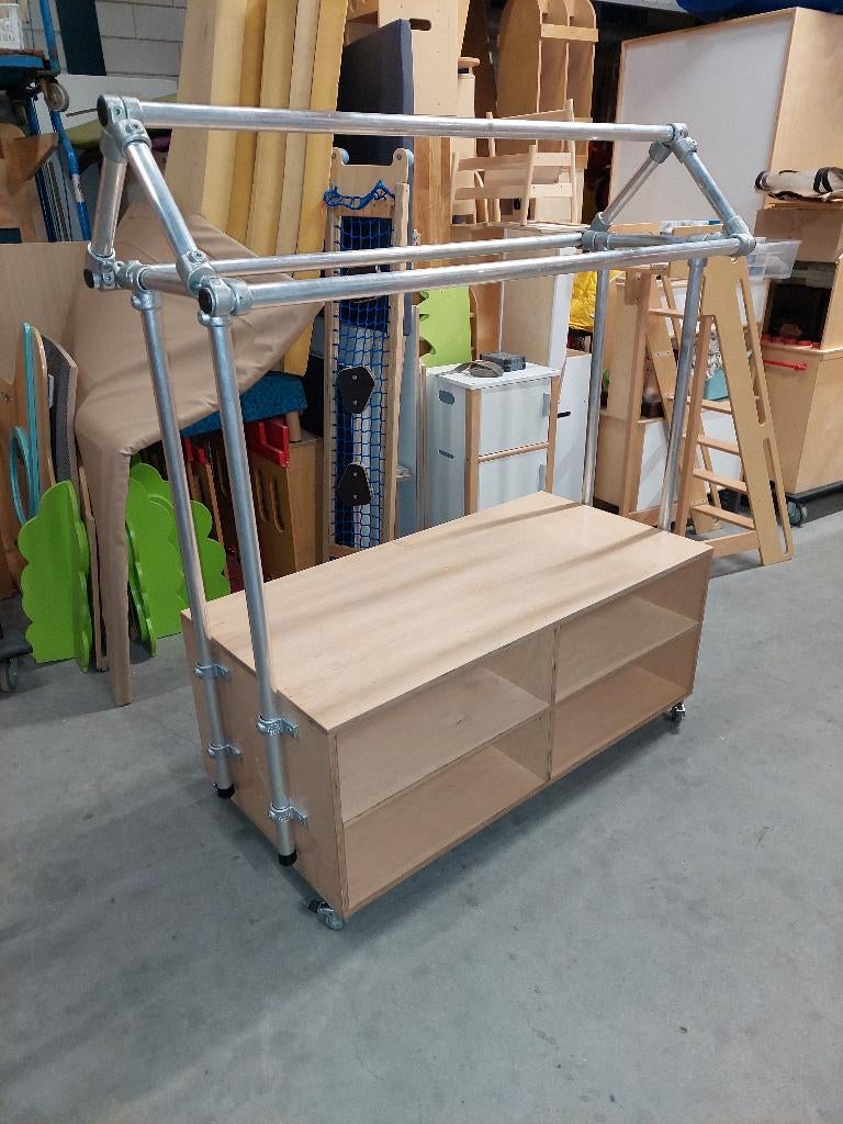De Beleving verrijdbare KDV-kast / speel - marktkraam, Ophalen of Verzenden, Zo goed als nieuw, Overige typen