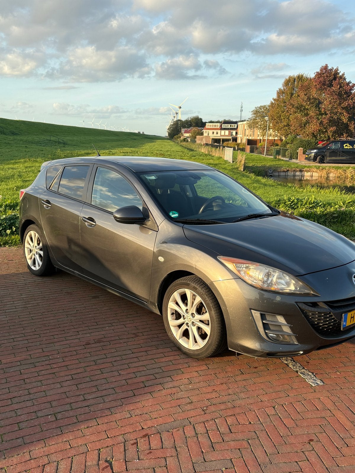 Mazda 3 1.6 Sport 2010 Grijs nieuwe apk, Voorwielaandrijving, 4 cilinders, Particulier, 550 kg