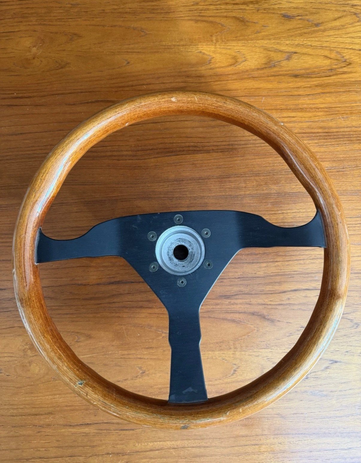 Gezocht Momo VL35 Houten Stuur, Auto-onderdelen, Ophalen of Verzenden, Nieuw, Skoda