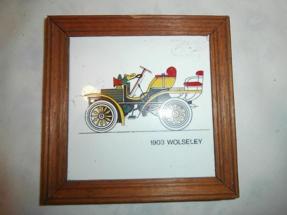 Tegel in lijst,  met auto 1903 Wolseley, Ophalen of Verzenden