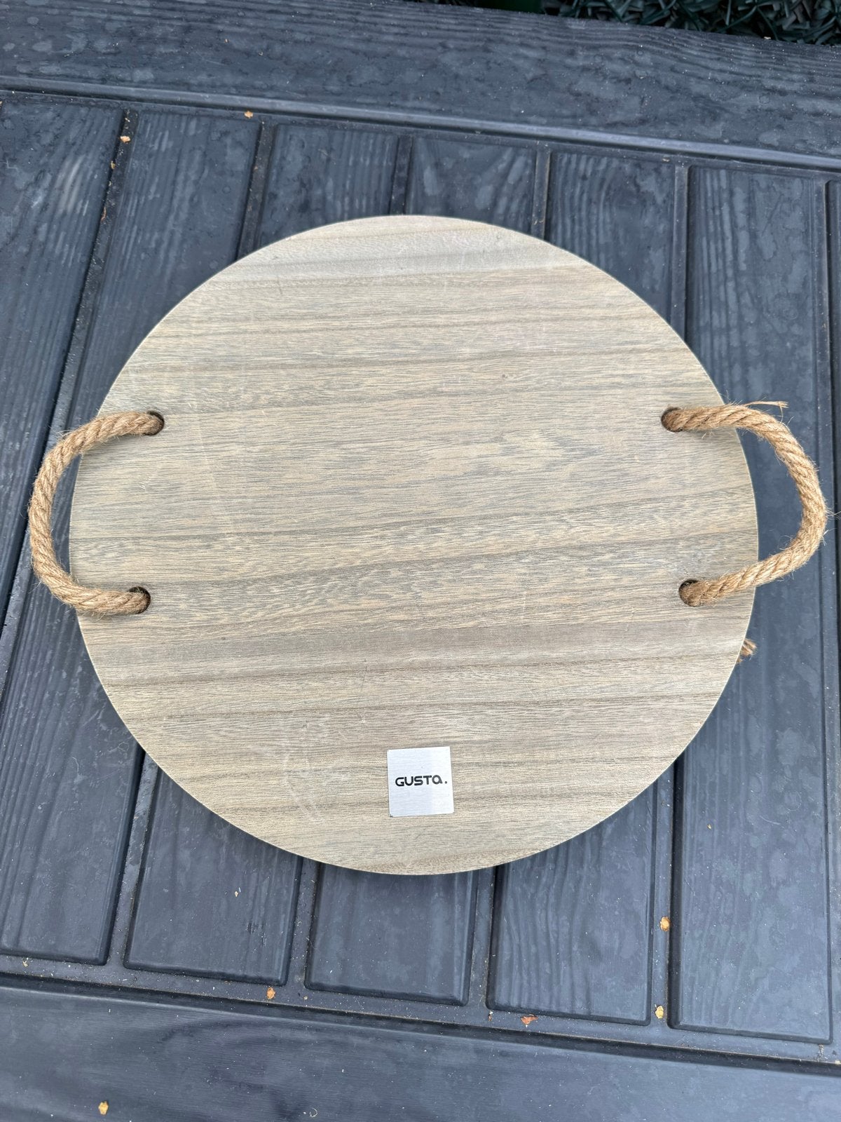 Rond houten dienblad met touw handvatten - Gusta, Huis en Inrichting, Woonaccessoires | Dienbladen, Ophalen of Verzenden, Zo goed als nieuw