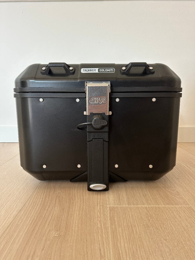 GIVI DLM46 DOLOMITI TOP CASE + HOLDER FOR F750/850 GS, Ophalen, Gebruikt