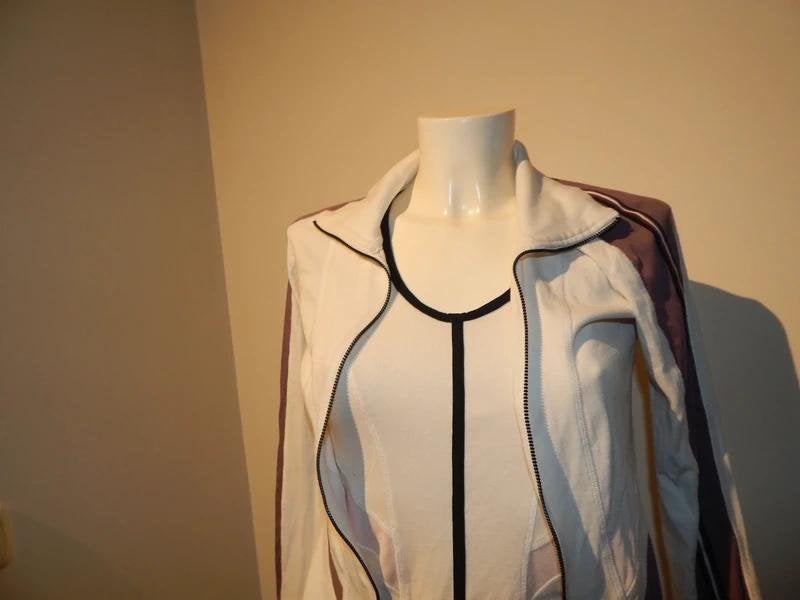Marccain sports vest met bij passende top erbij N3/M, Maat 38/40 (M), Gedragen, Marccain, Meerkleurig