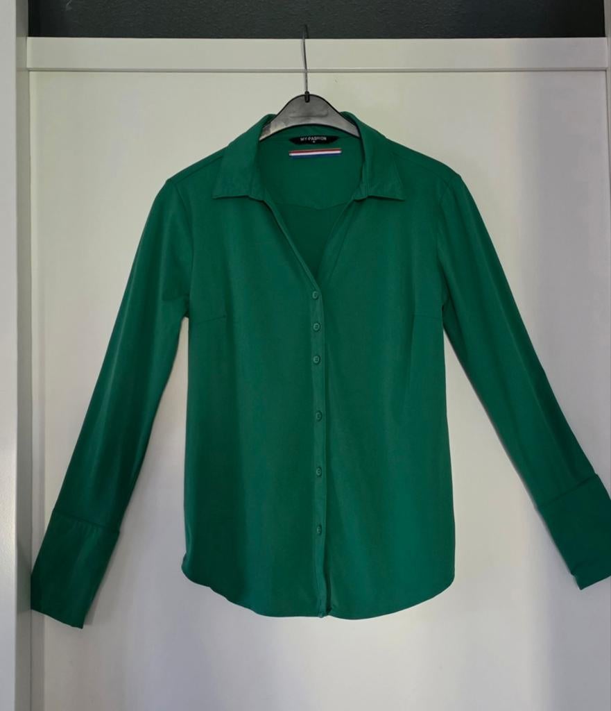 Groene blouse van travelstof, Ophalen of Verzenden, Zo goed als nieuw, Lange mouw, Maat 36 (S)