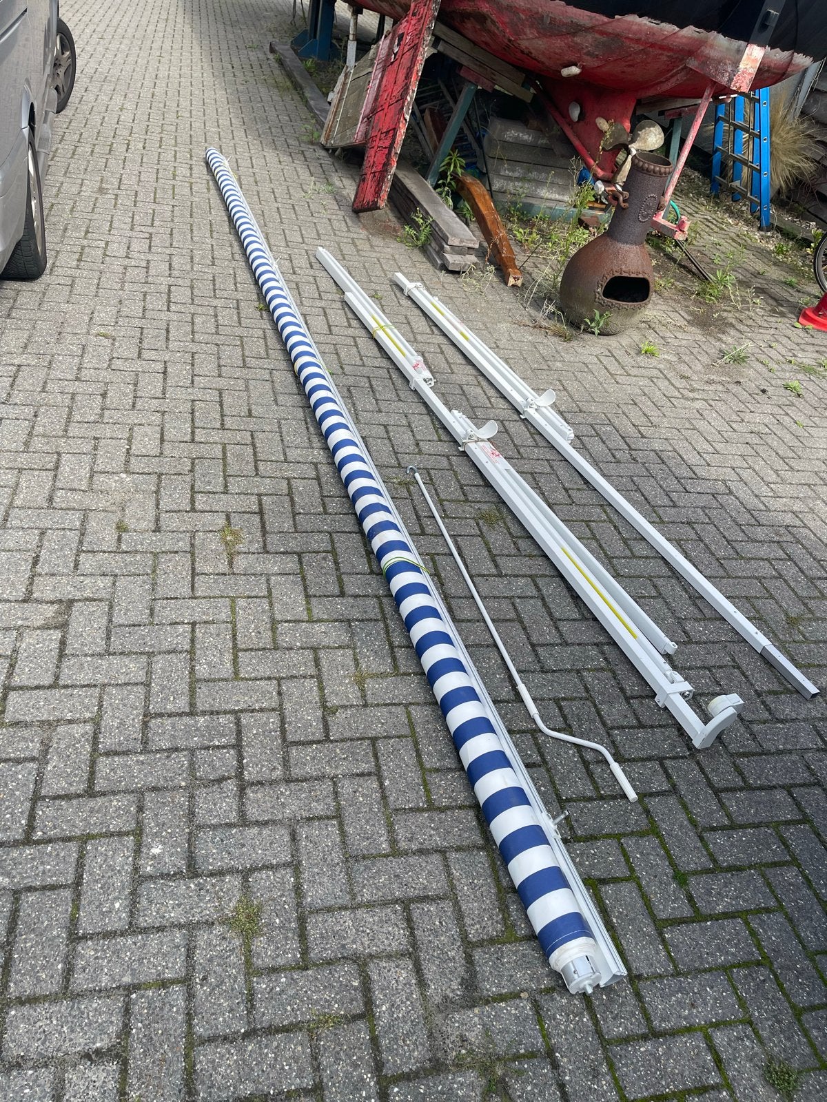 Zonnescherm blauw-wit gestreept, Ophalen, Gebruikt, 450 cm of meer, Knikarmscherm