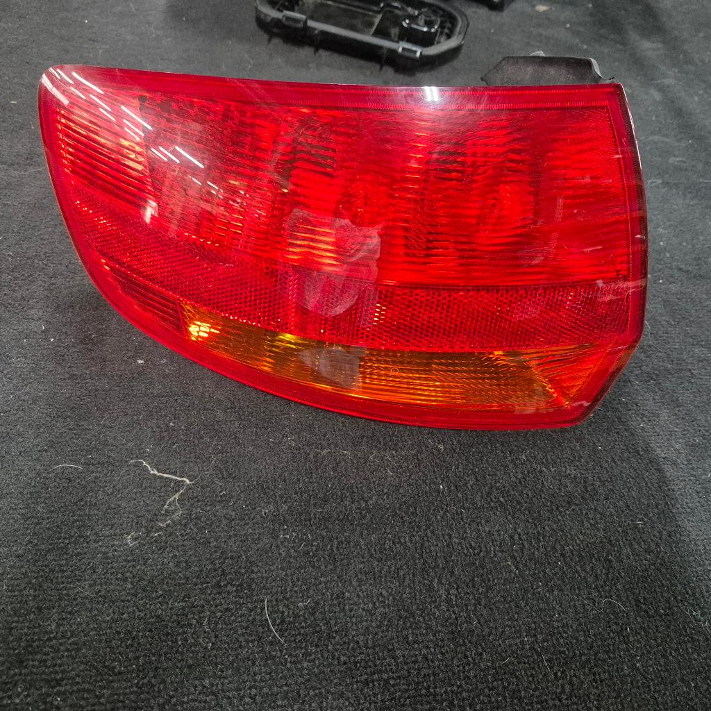 Audi A3 achterlicht LINKS onderdeel 8P4 945 0956, Ophalen, Gebruikt, Audi