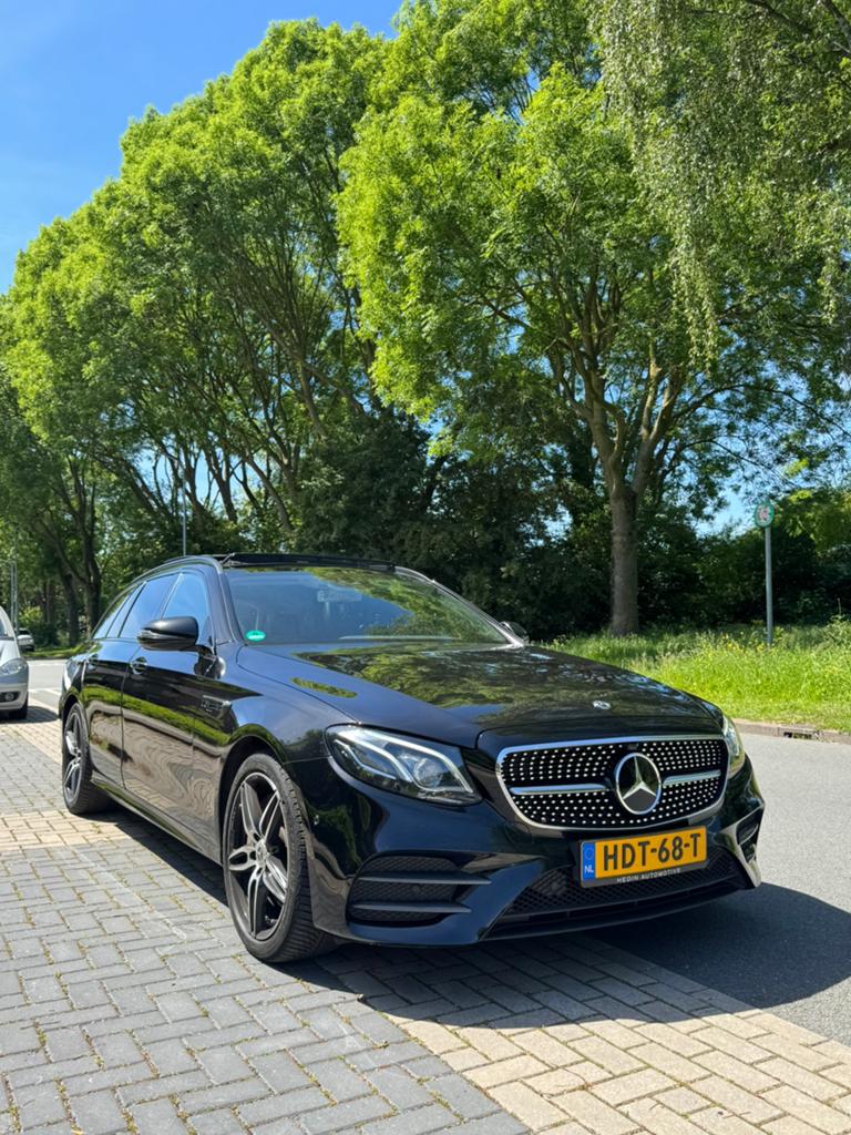 Mercedes-Benz E klasse E350d 2019 AMG Wide Screen Pano Full, Auto's, Automaat, Achterwielaandrijving, Leder en Stof, Zwart
