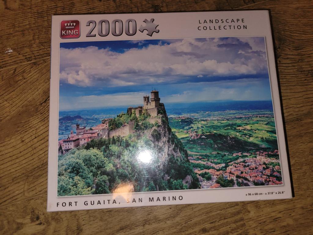 King Legpuzzel 2000 stukjes Fort Guaita San Marino, Ophalen of Verzenden, Meer dan 1500 stukjes, Nieuw, Legpuzzel